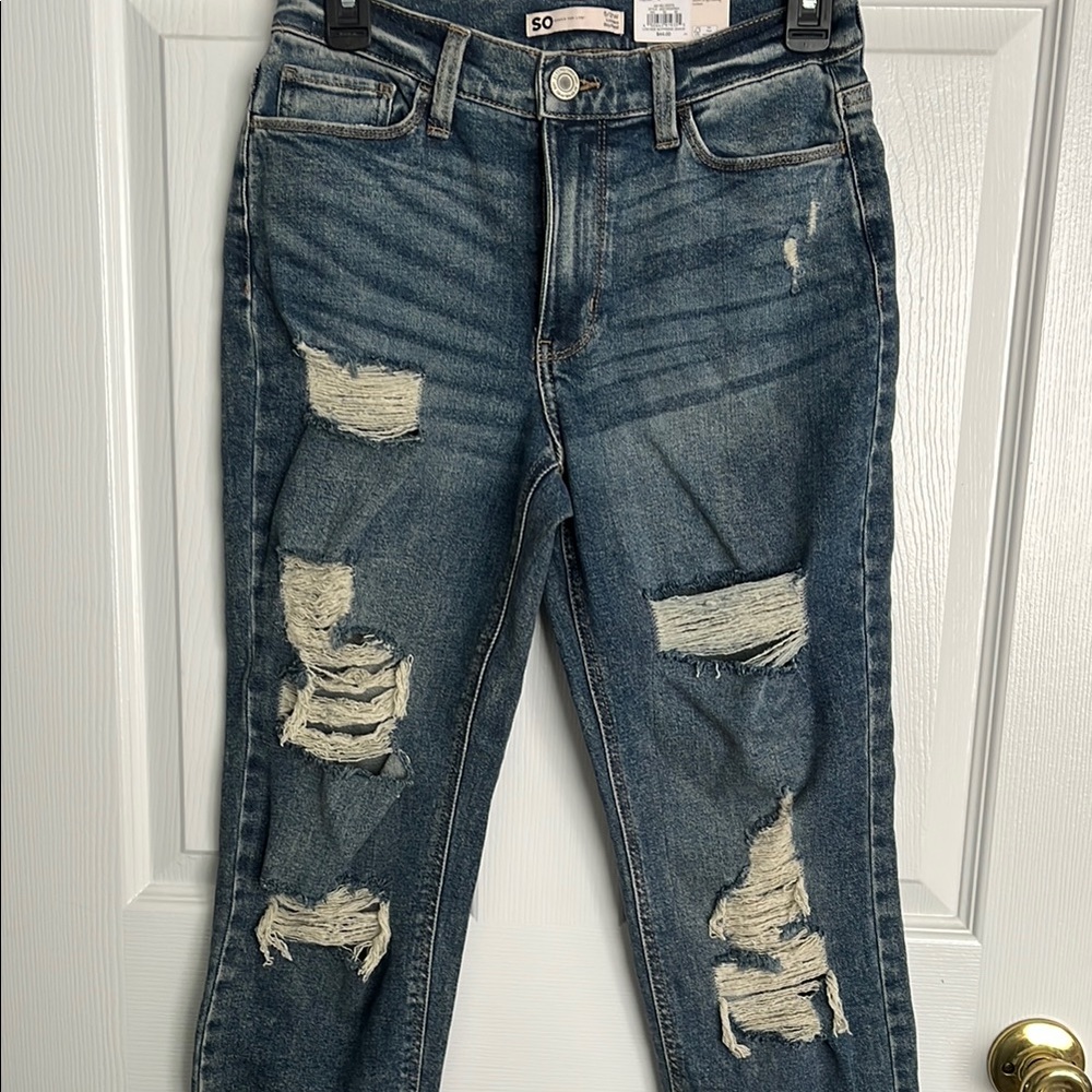 SO Blue Boyfriend Jeans with Distressed Style